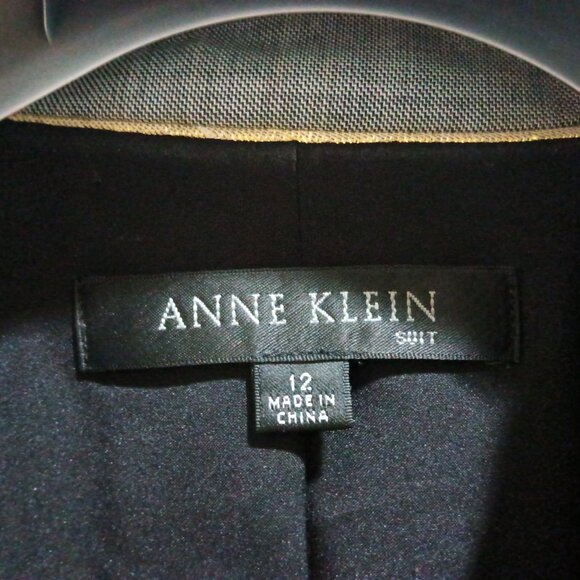 Anne Klein Charcoal Gray Sharkskin Blazer with detailed Pick Stitching - Picture 3 of 7